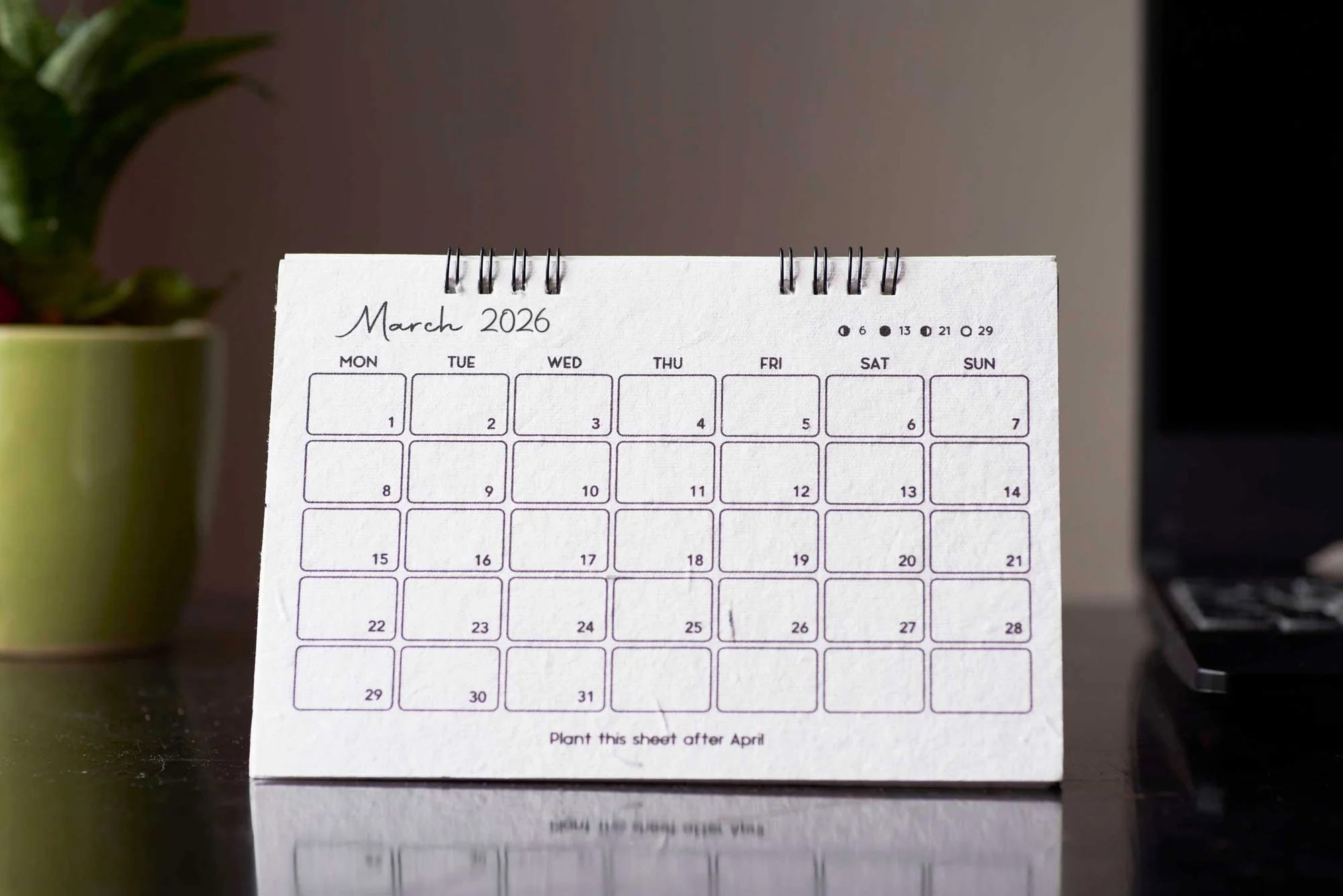 The Minimalist | Plantables Planner-Calendar 2026